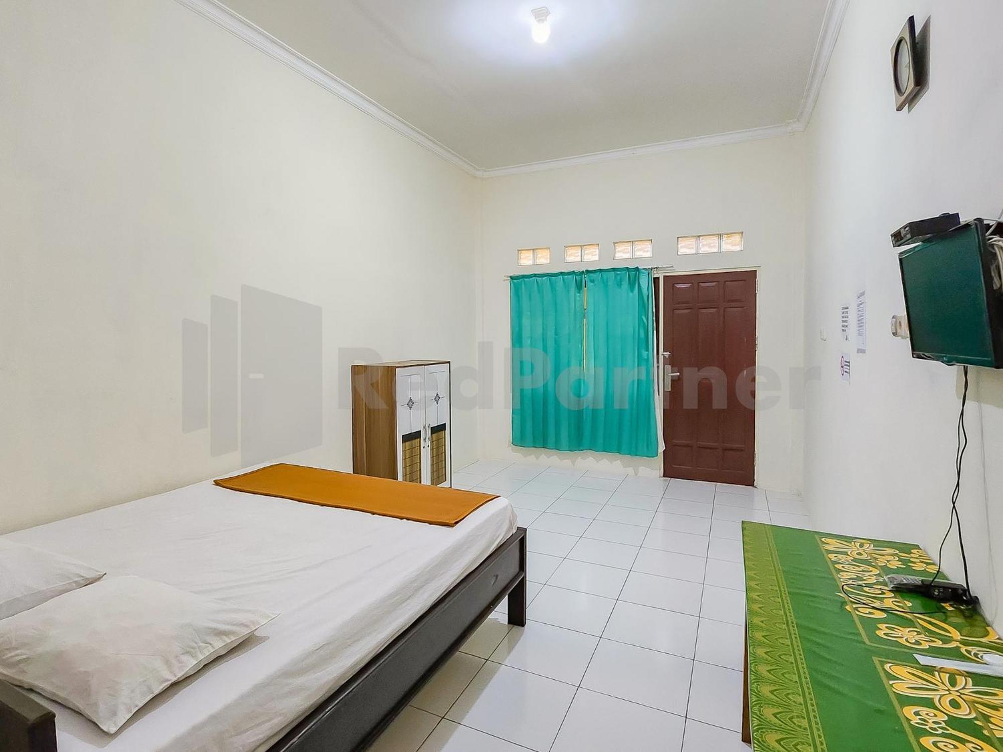 Griya Tambun Raya Redpartner Hotel Tumbangrungan Ngoại thất bức ảnh